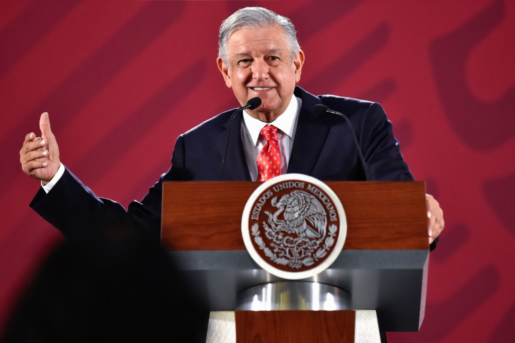 Los temas educativos de AMLO