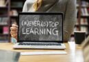 México impulsa reforma en educación para fortalecer las habilidades digitales de los estudiantes
